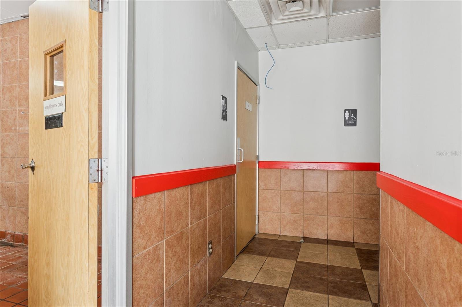 6620 E DR MARTIN LUTHER KING JR BLVD — photo 10