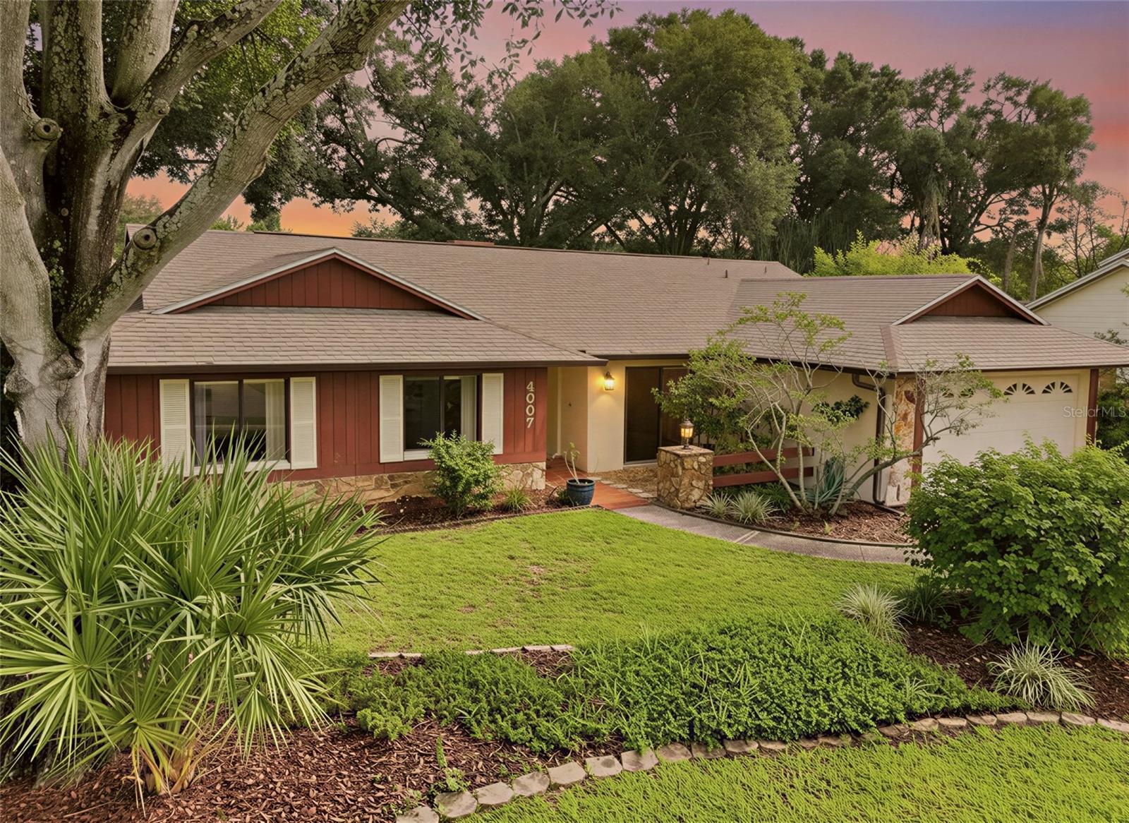 4607 CLOVERLAWN DR