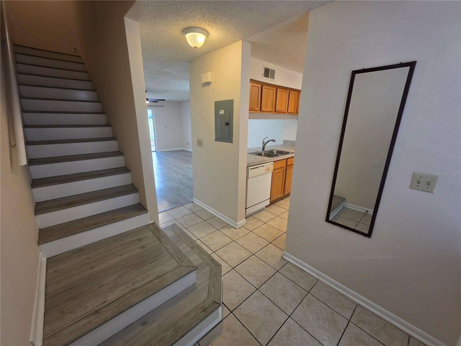 5194 SUNRIDGE PALMS DR — photo 12