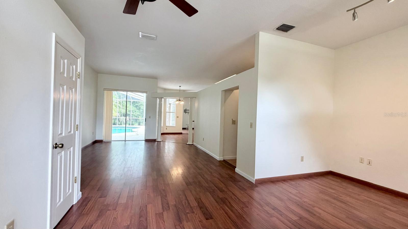 9639 FOX HEARST RD — photo 3
