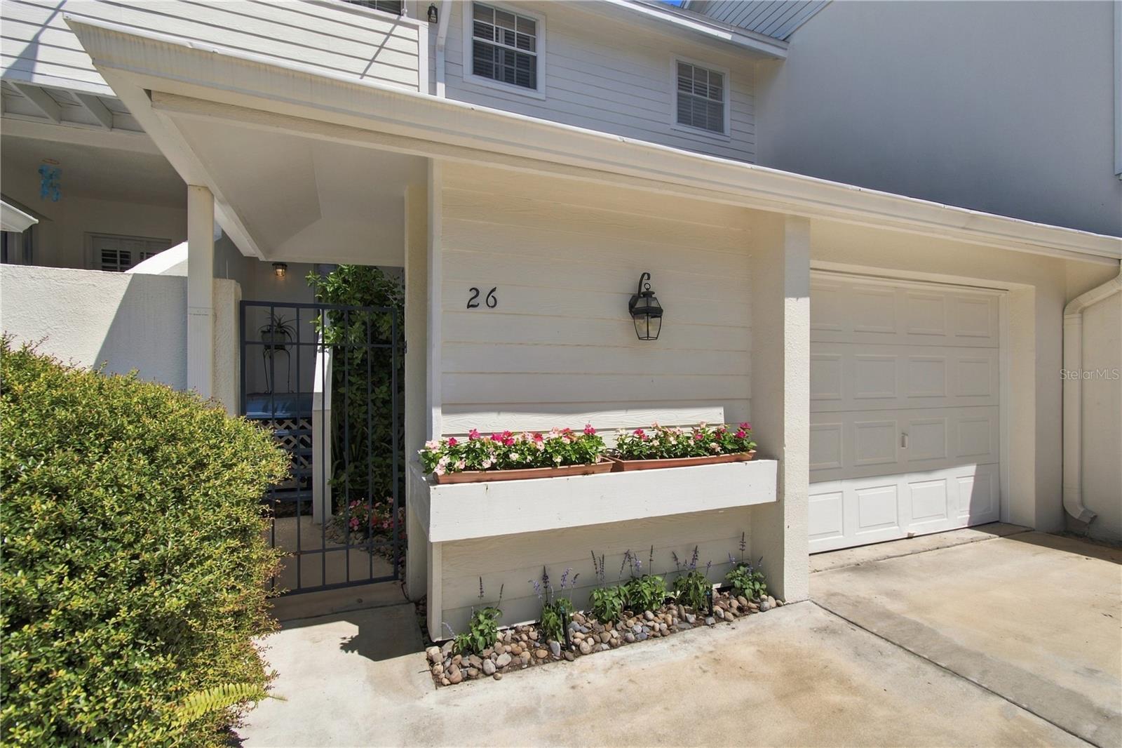 5222 S RUSSELL ST #26 — photo 2