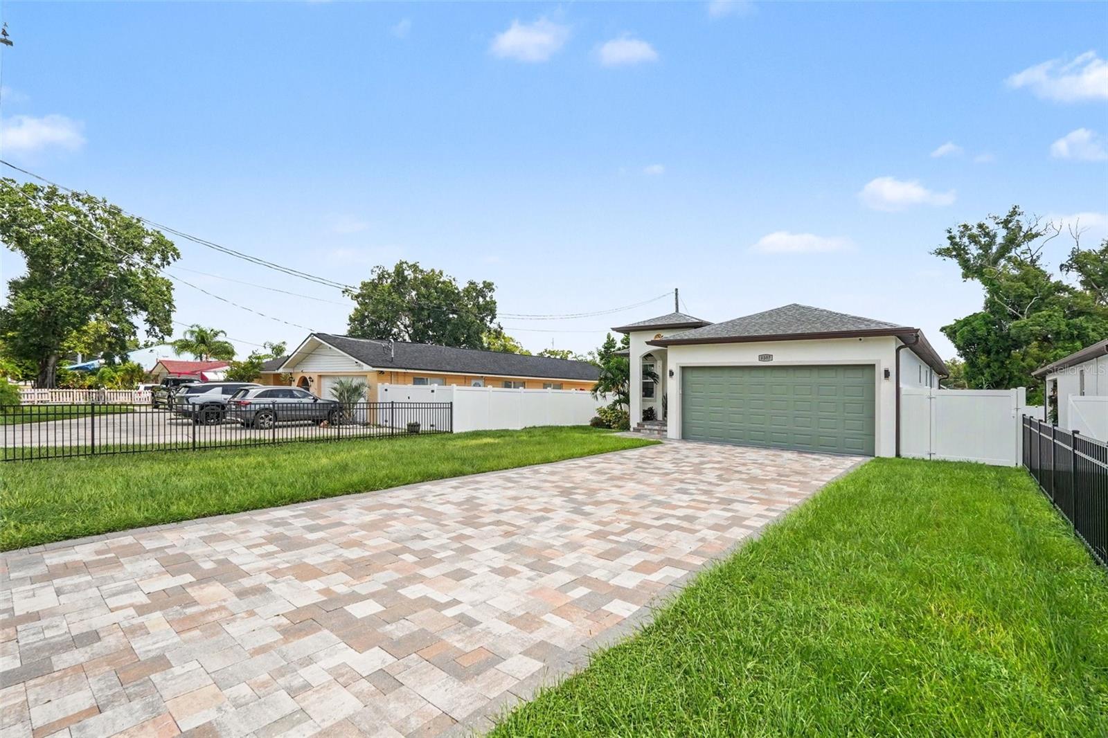 8307 N GOMEZ AVE — photo 5