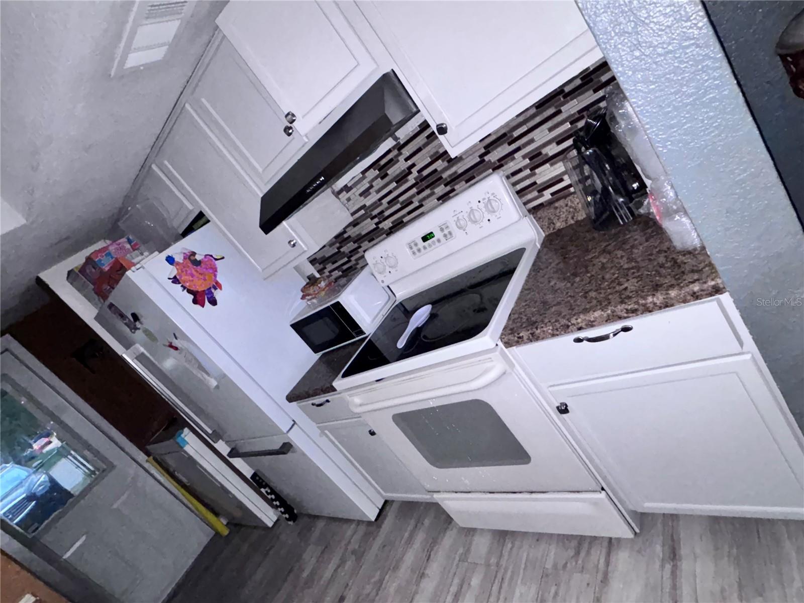 5030 TERRACE VILLAGE LN — photo 10