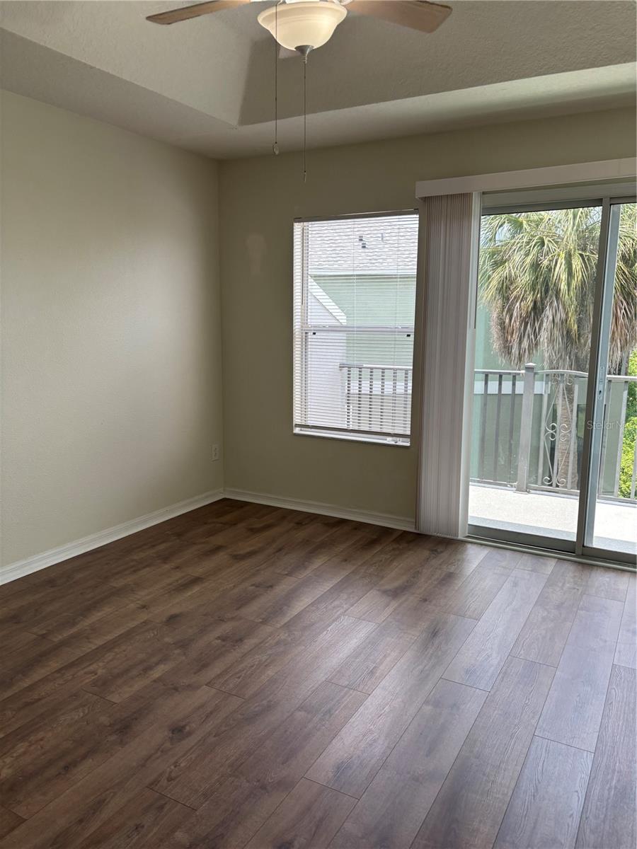 551 VINCINDA CREST WAY — photo 11