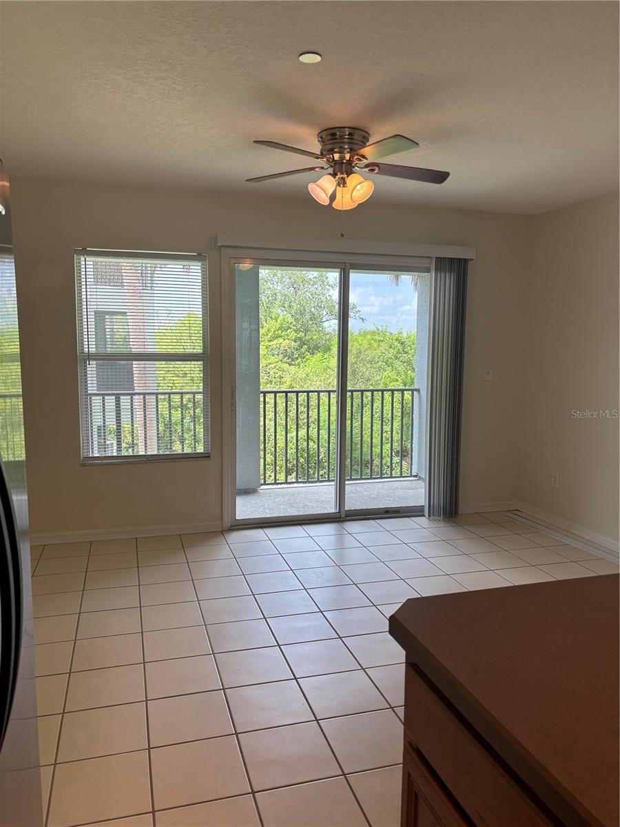 551 VINCINDA CREST WAY — photo 4