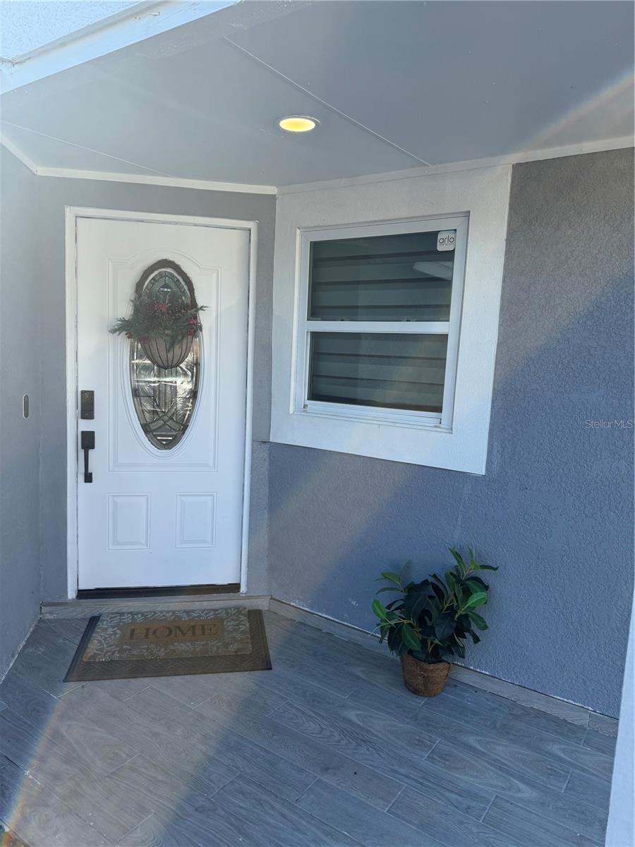 8904 ROSEBANK CT — photo 3