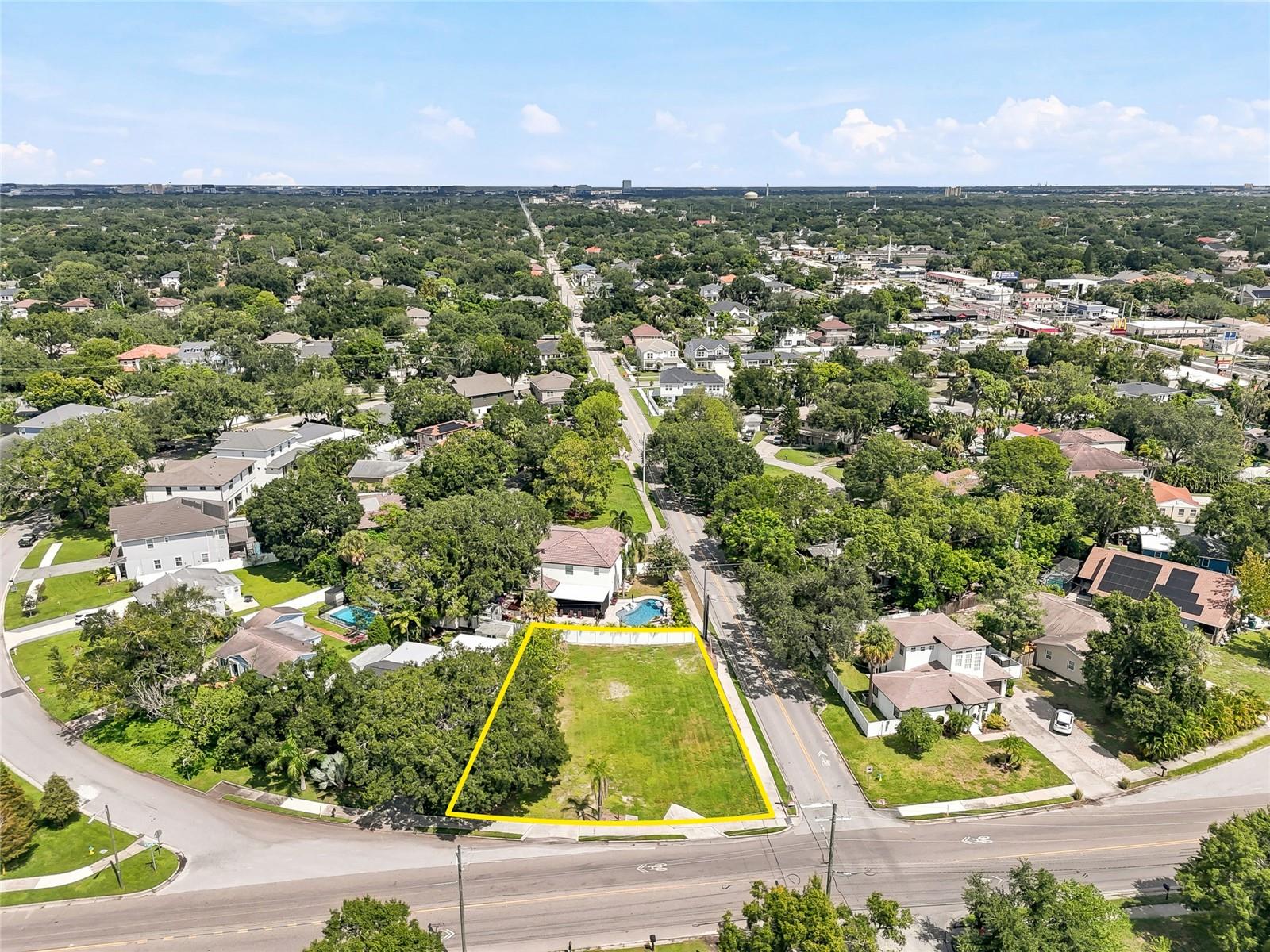 3622 W TAMPA CIR — photo 7