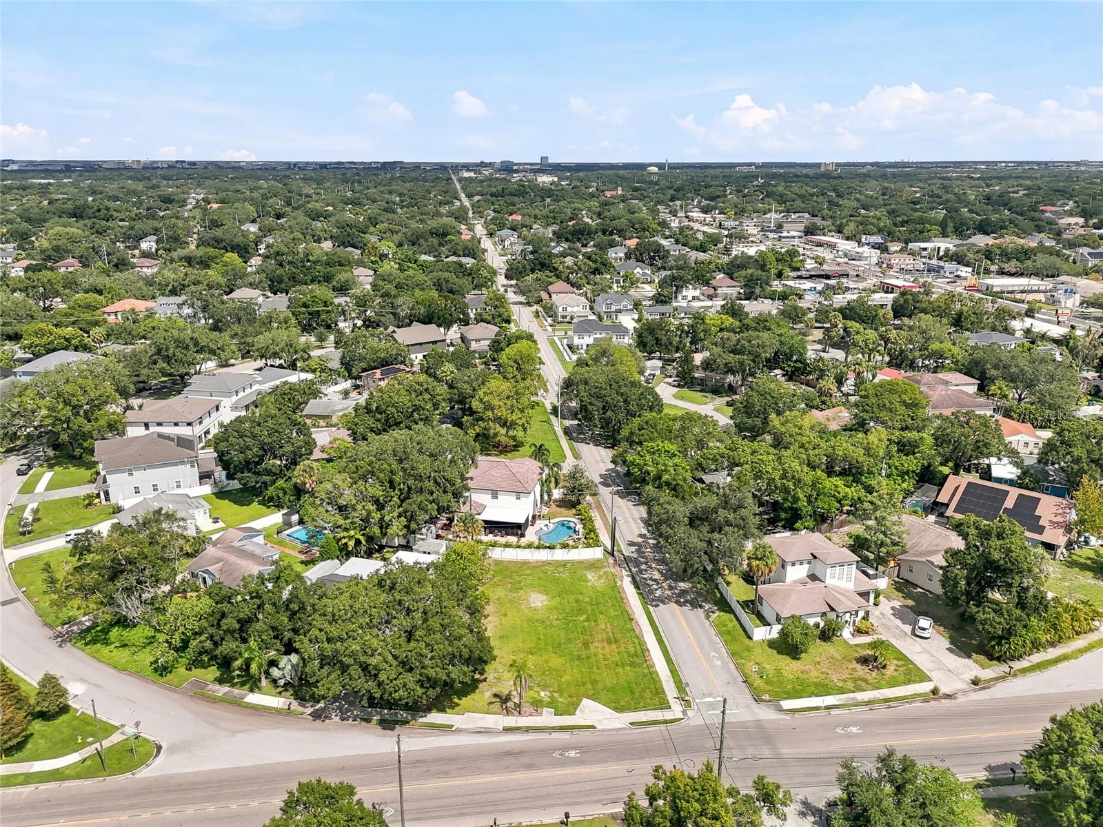3622 W TAMPA CIR — photo 8