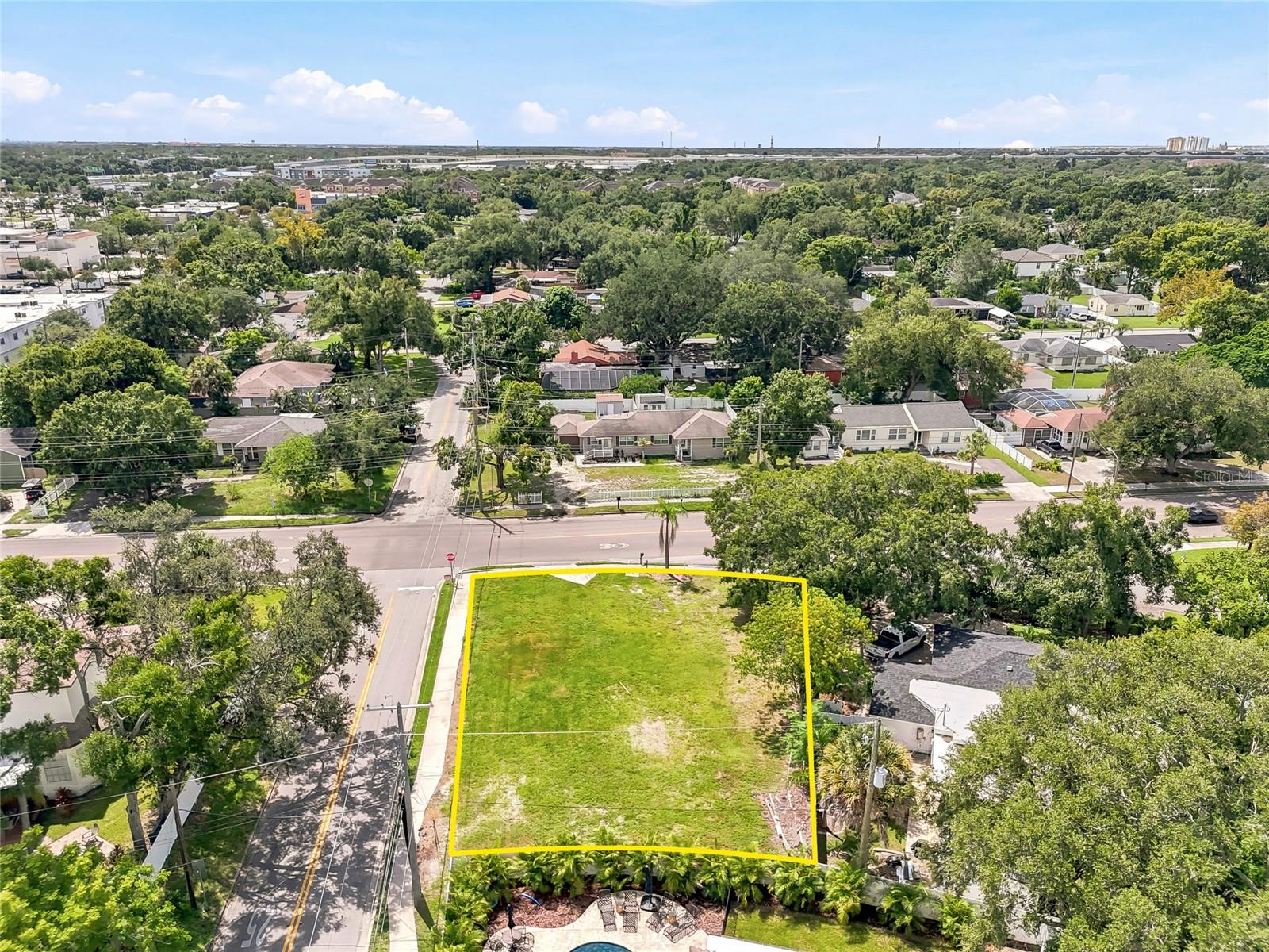 3622 W TAMPA CIR — photo 9