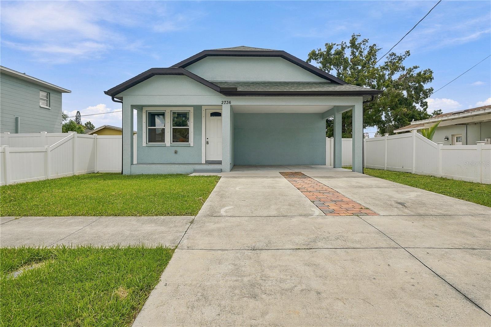 2736 W SPRUCE ST — photo 2