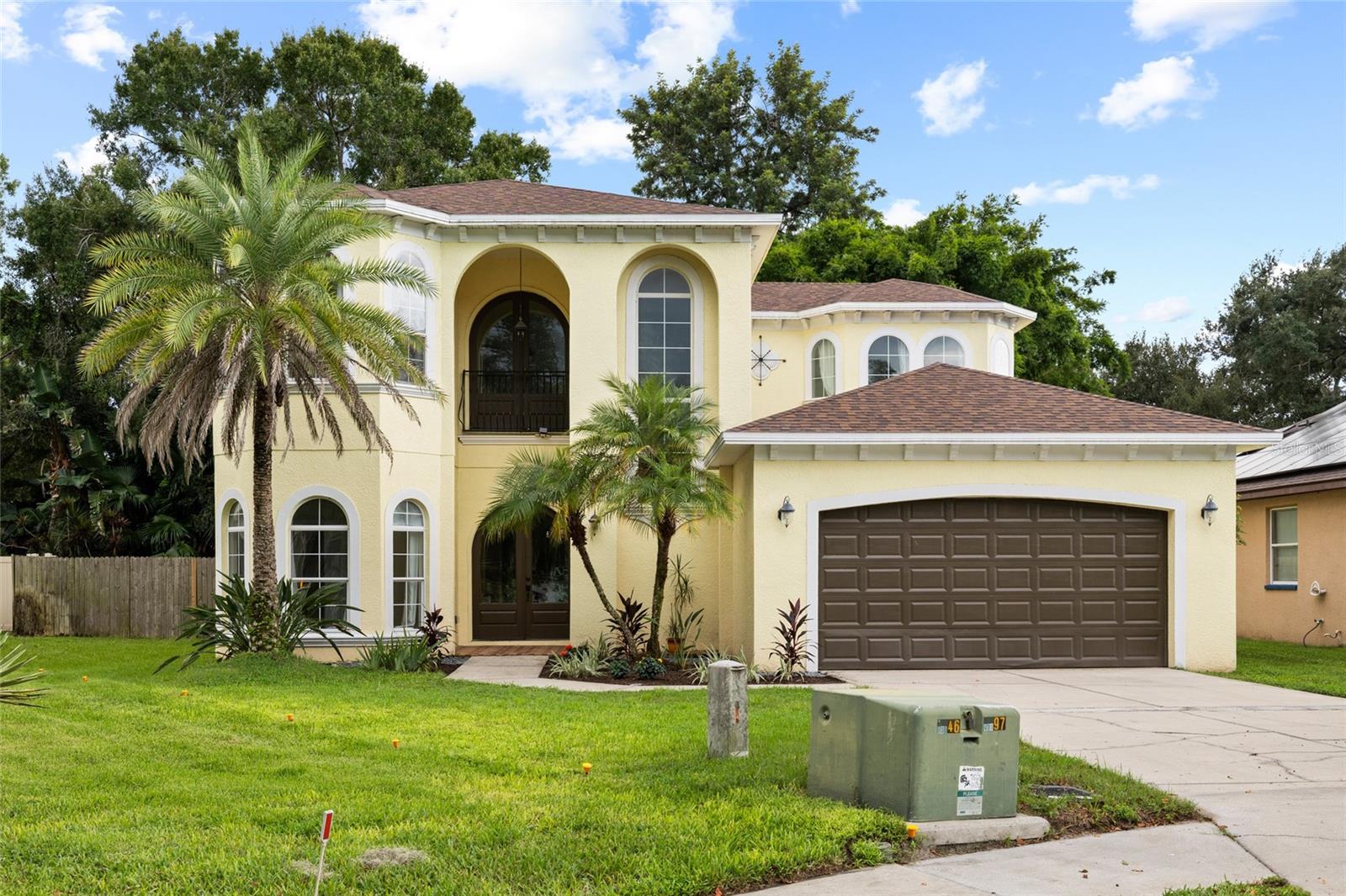 4117 WOODACRE LN
