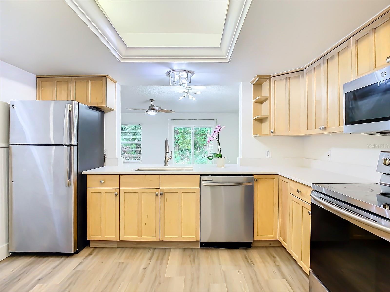 11237 CEDAR HOLLOW LN — photo 12