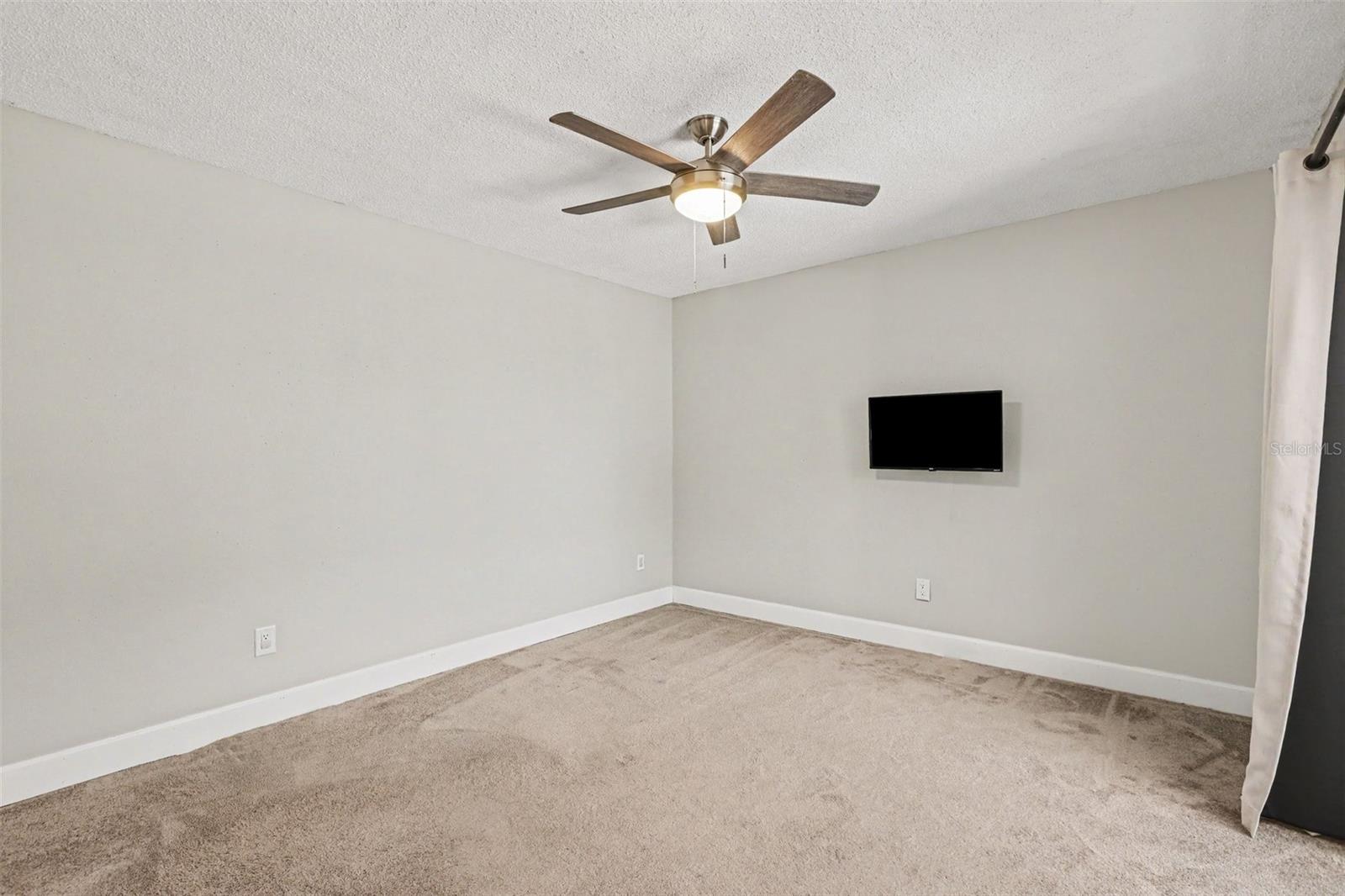 8114 OAK TRACE WAY #C — photo 12