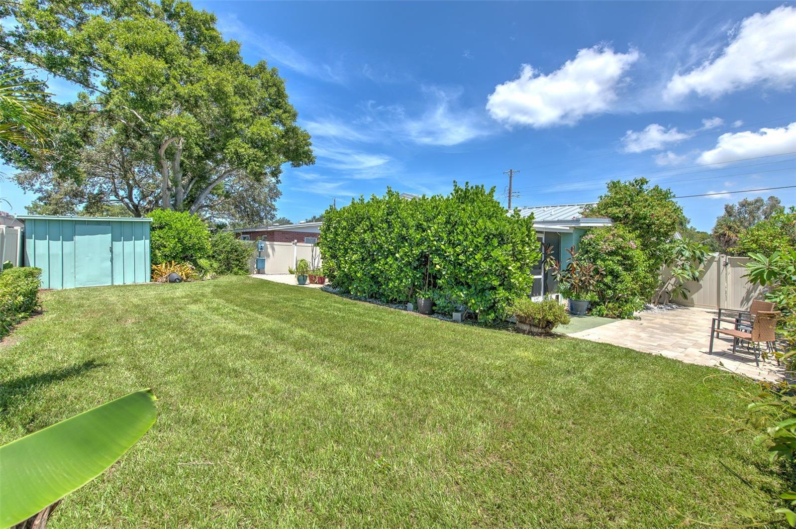 4502 W PEARL AVE — photo 3