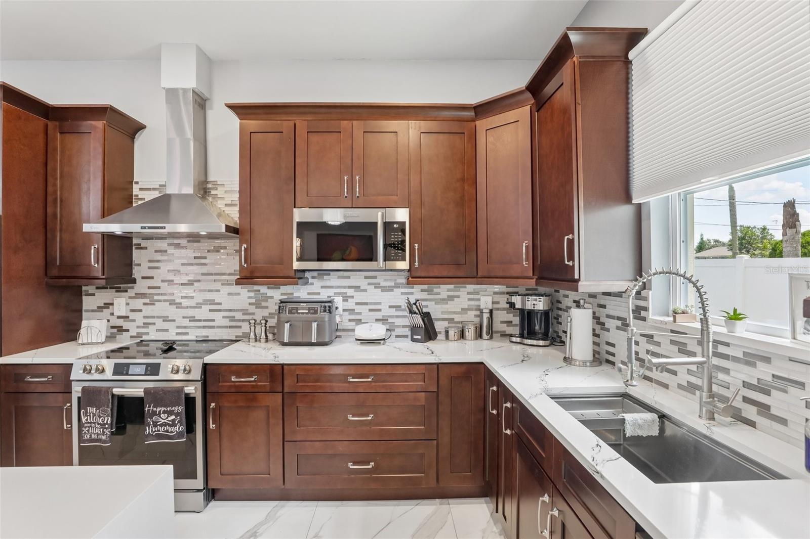 7210 N AMOS AVE — photo 11