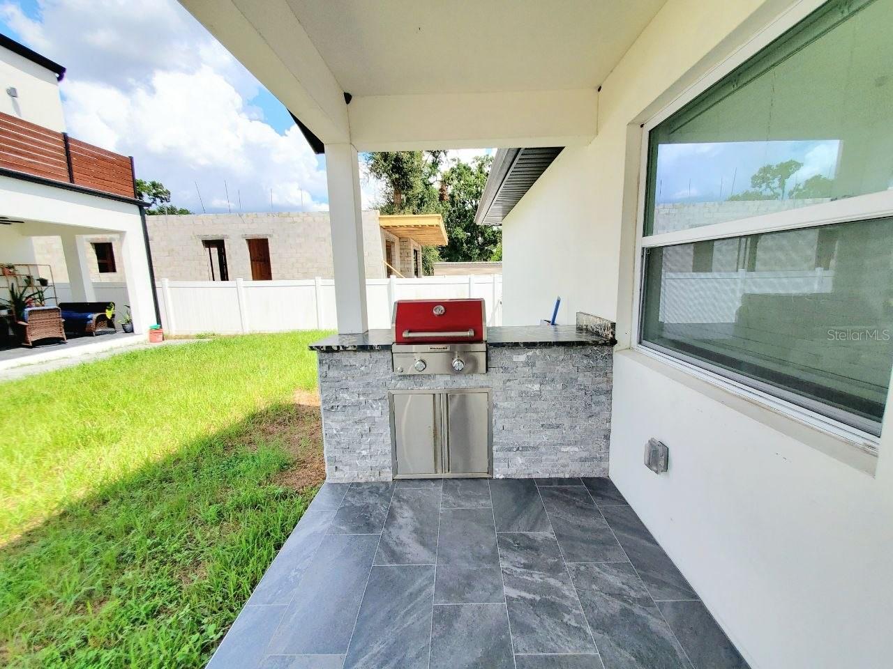 922 W KNOLLWOOD ST #2 — photo 4
