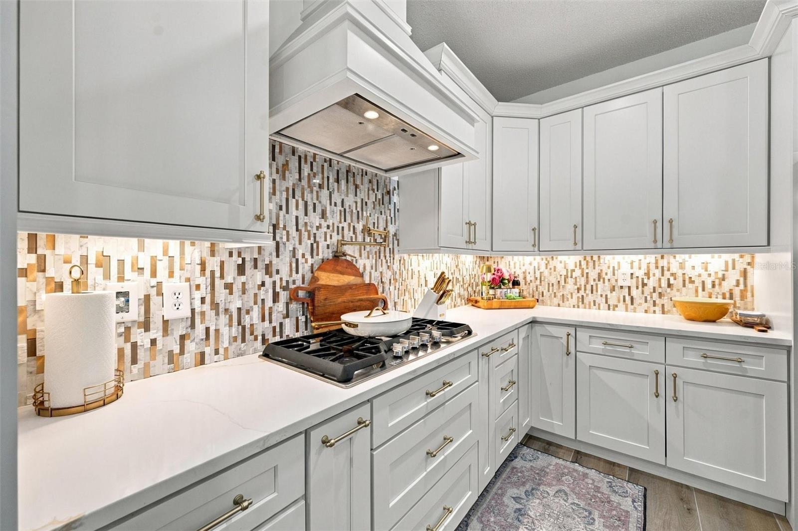 9316 KNIGHTSBRIDGE CT — photo 11