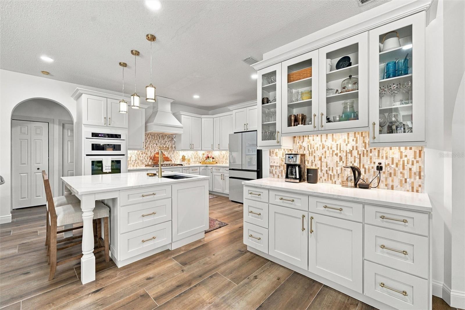 9316 KNIGHTSBRIDGE CT — photo 9