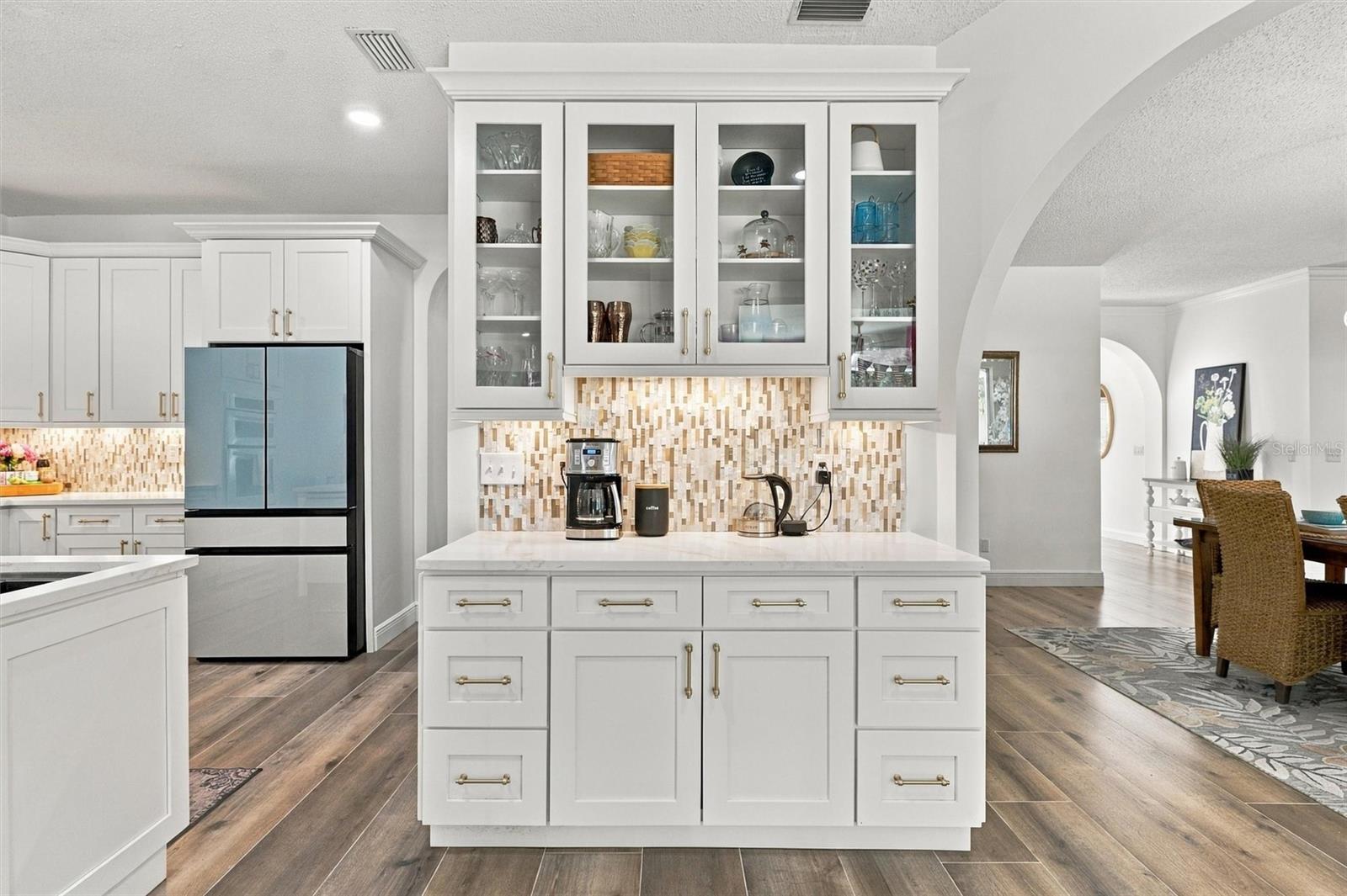9316 KNIGHTSBRIDGE CT — photo 10