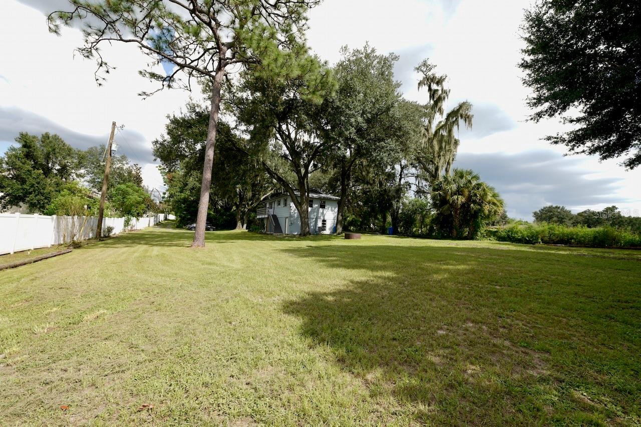 10210 DAVIS RD — photo 3
