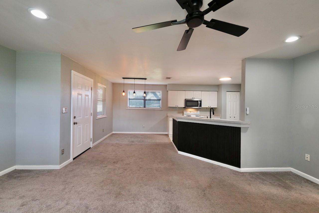 10210 DAVIS RD — photo 5