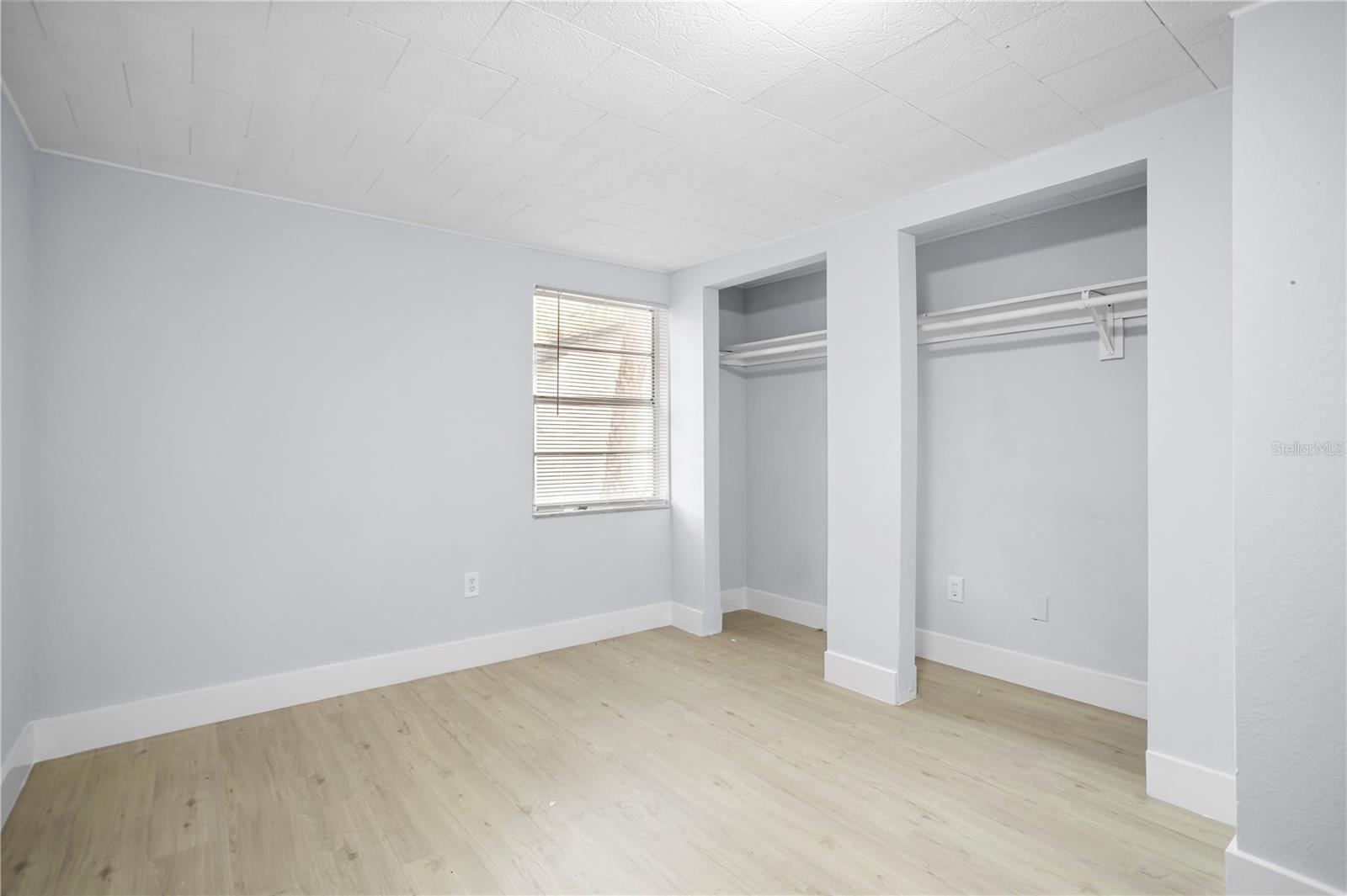 12703 N 15TH ST — photo 5