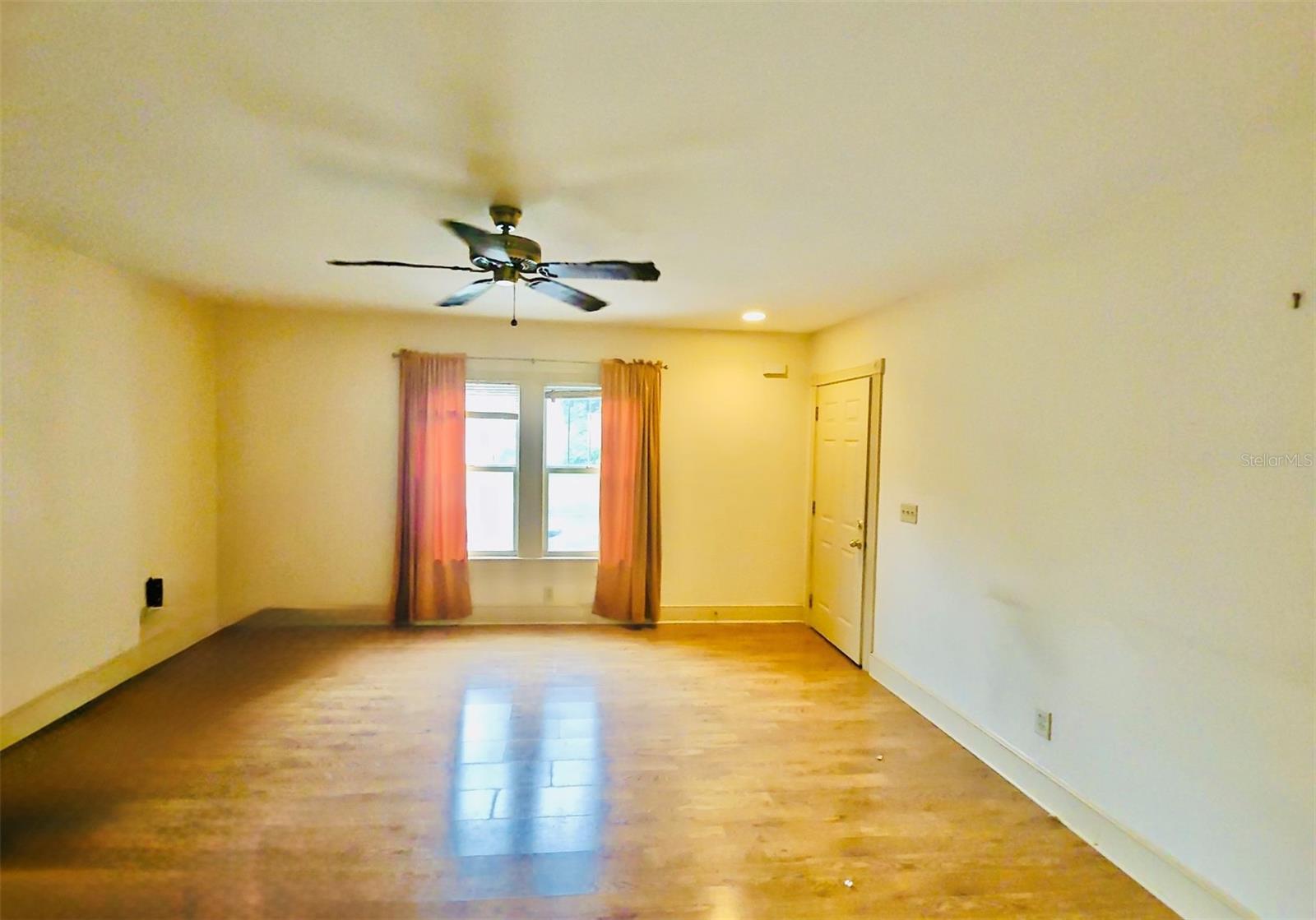 14 HAMILTON HEATH DR #B — photo 3