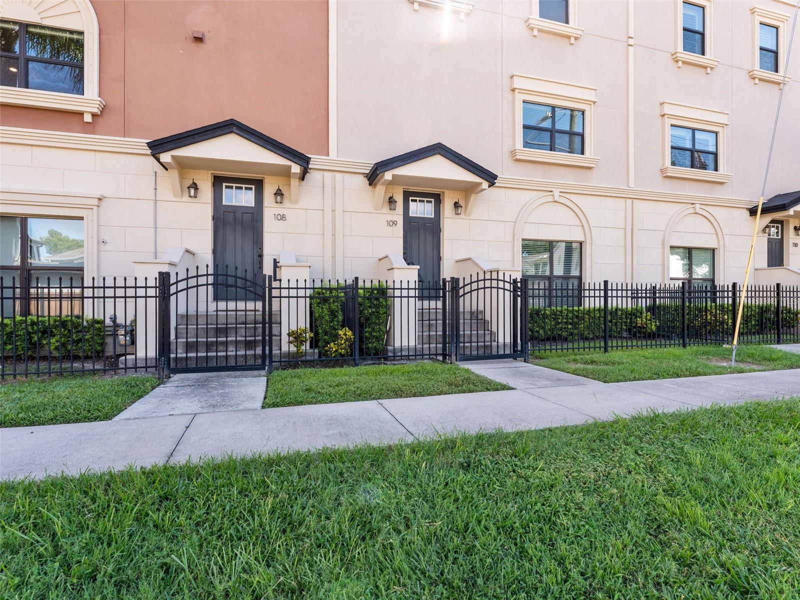 3421 W HORATIO ST #109 — photo 3