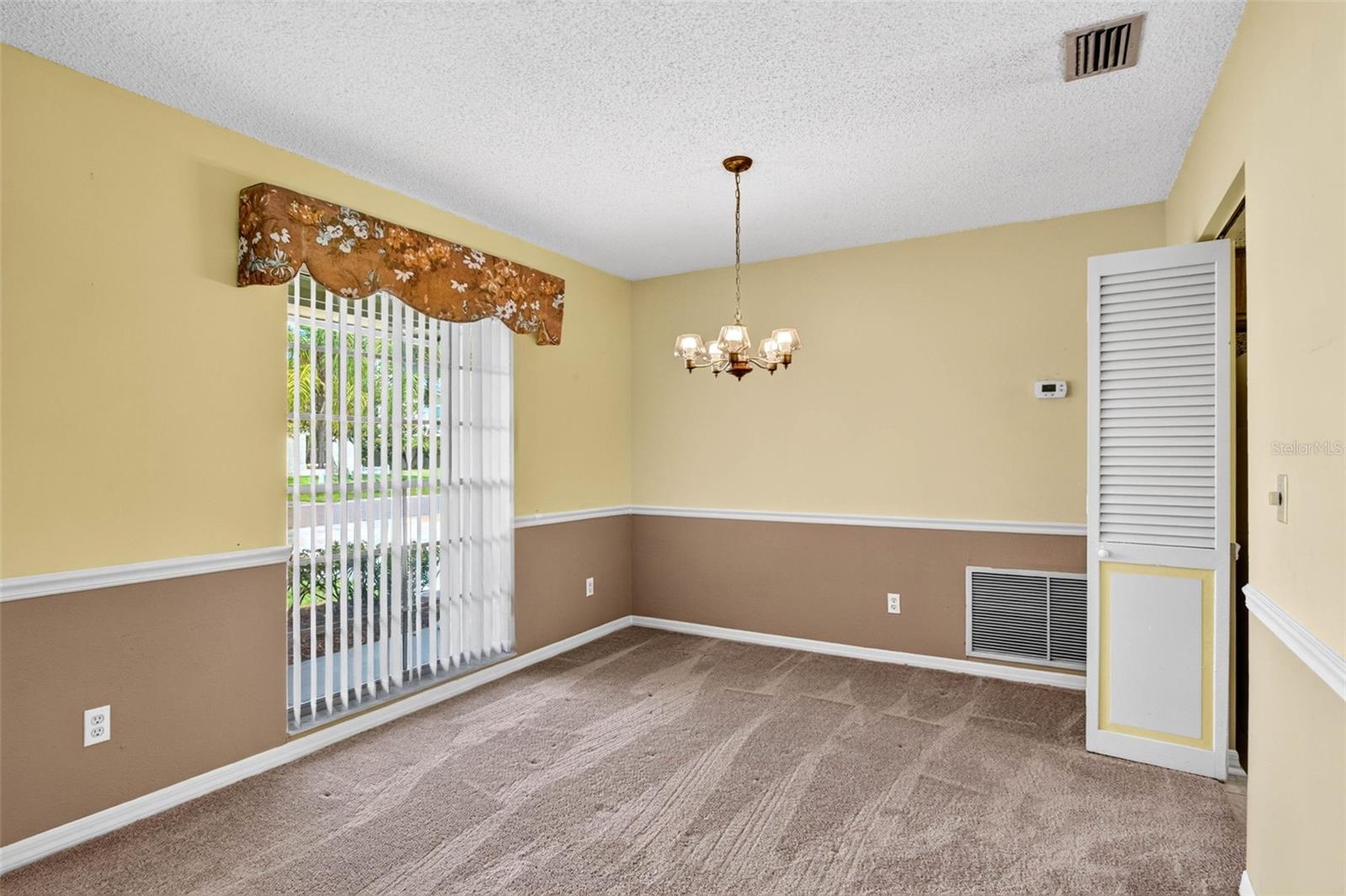8512 WOODWICK CT — photo 12