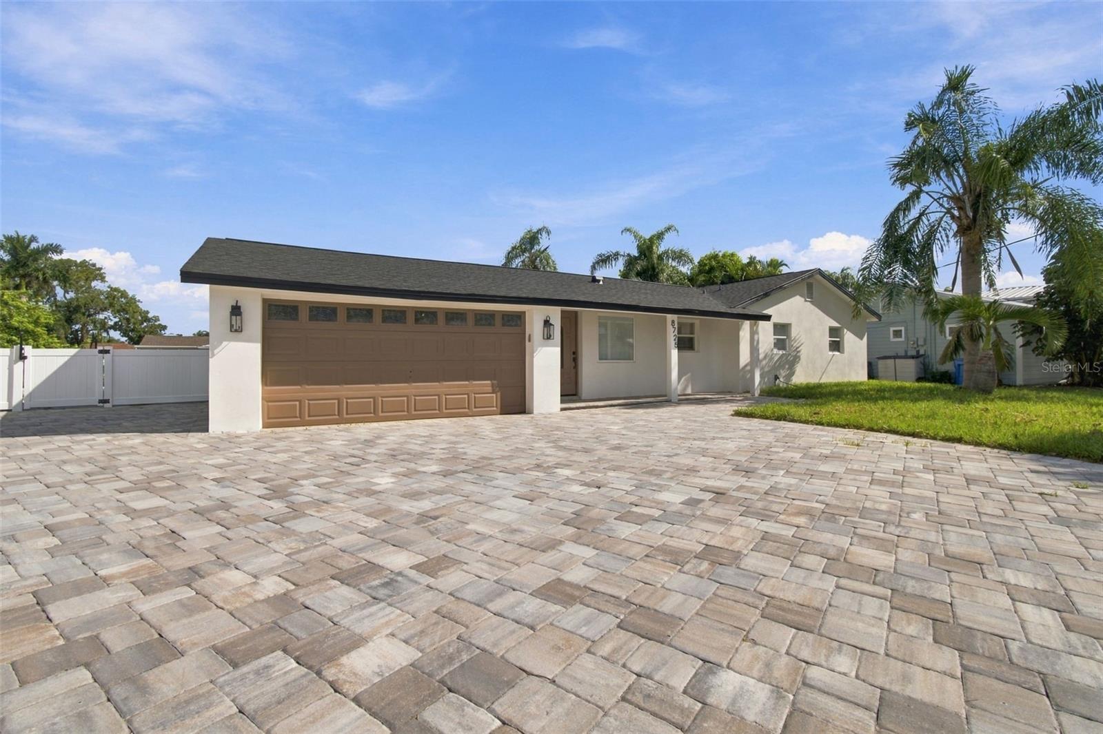 8725 THORNWOOD LN — photo 4