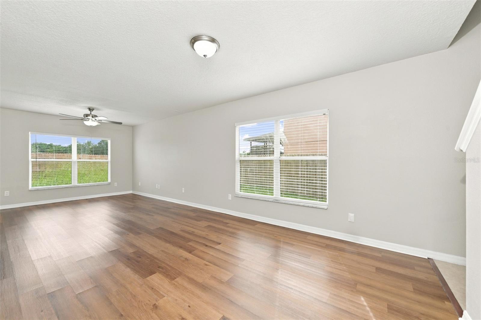2036 PORTCASTLE CIR — photo 10