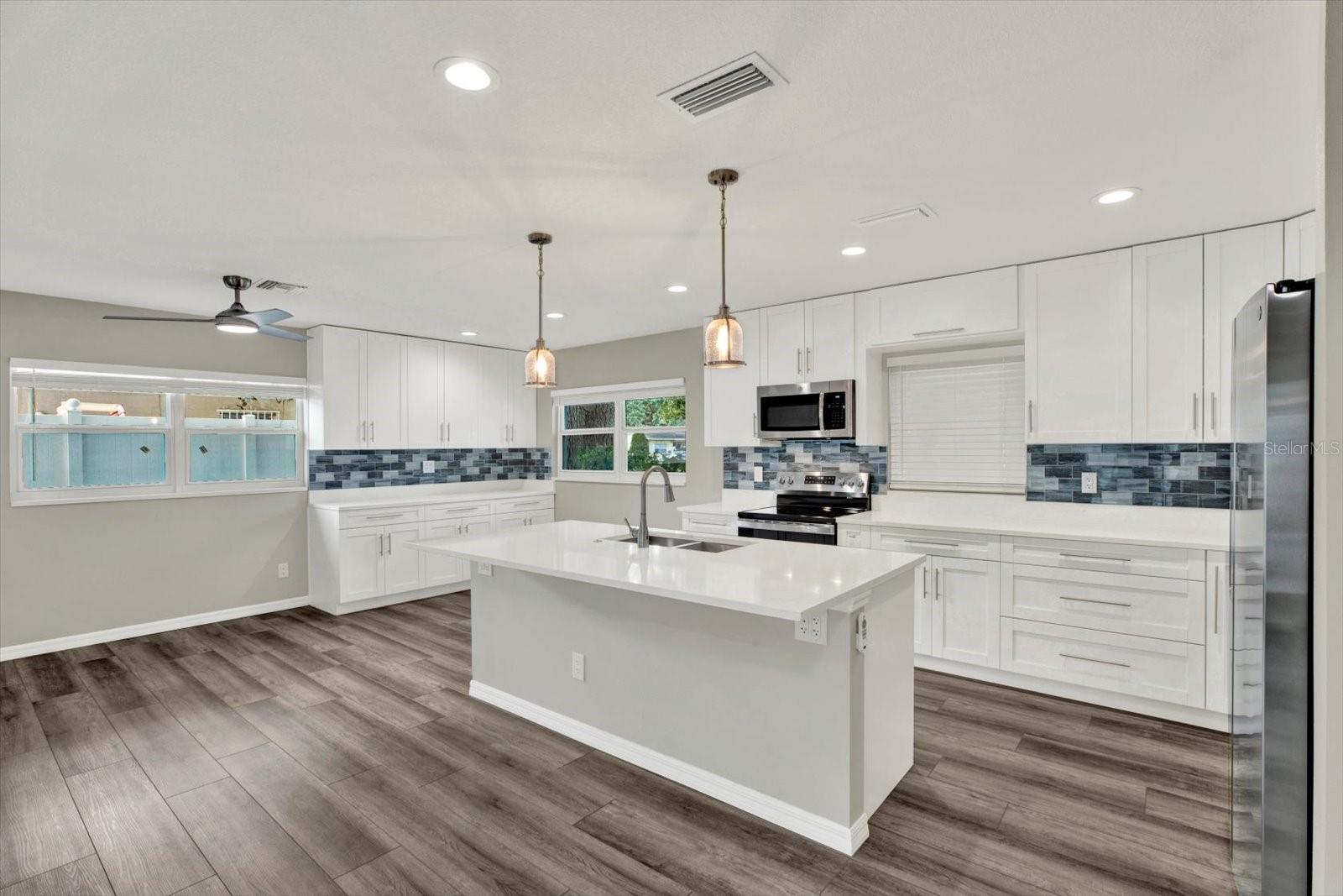7505 W HENRY AVE — photo 9