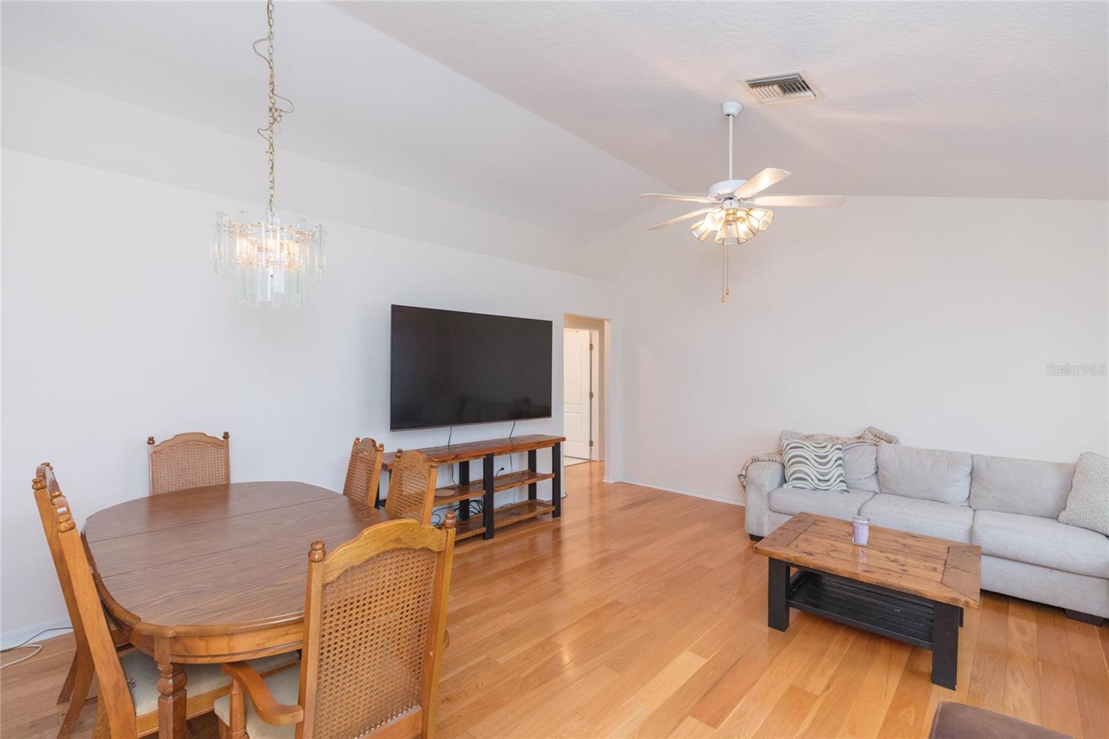 5161 STERLING MANOR DR — photo 5