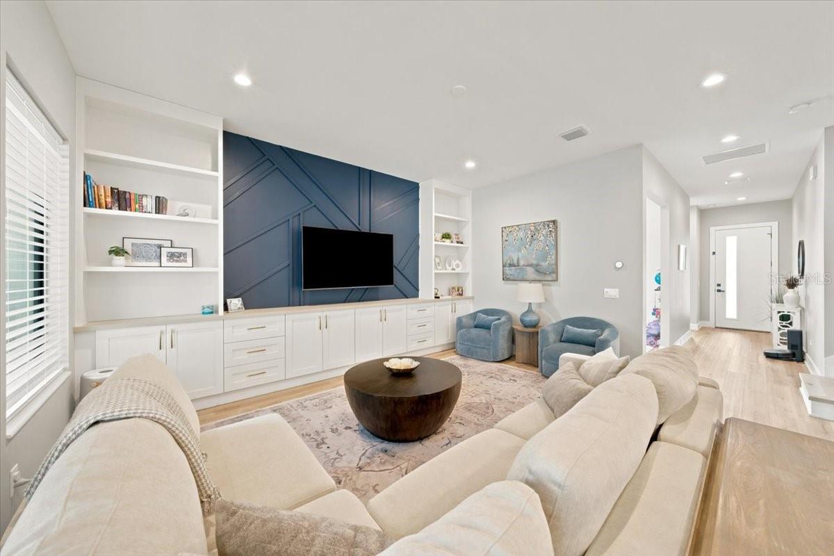 3011 W NORTH B ST — photo 2