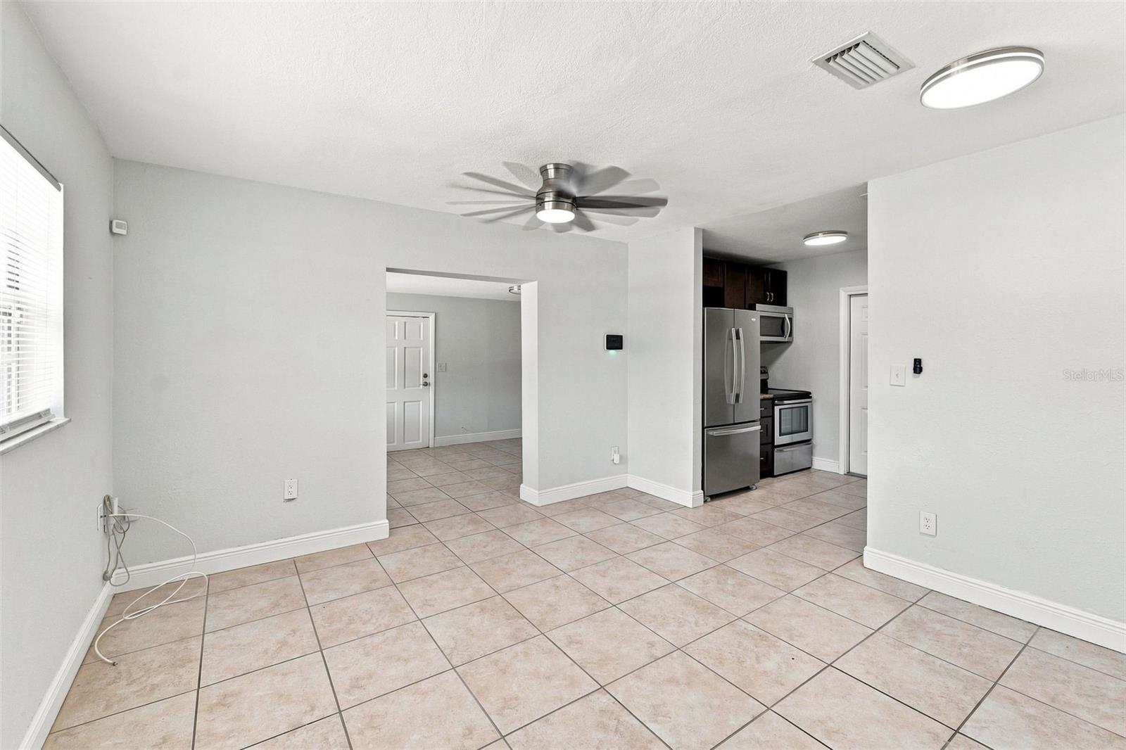 8326 ENDIVE AVE — photo 6