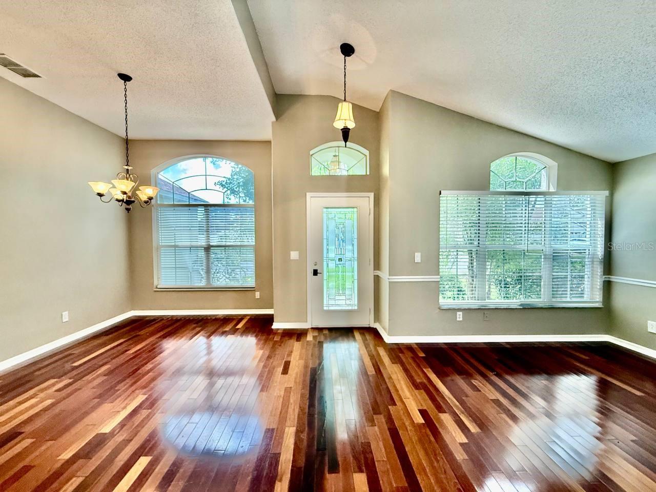 19021 WEATHERSTONE DR — photo 5