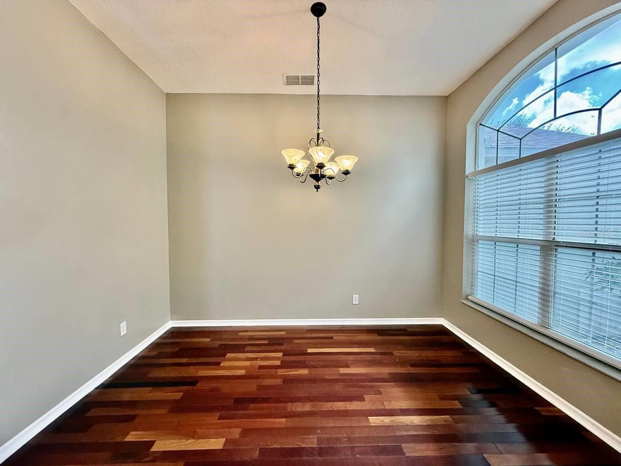 19021 WEATHERSTONE DR — photo 6