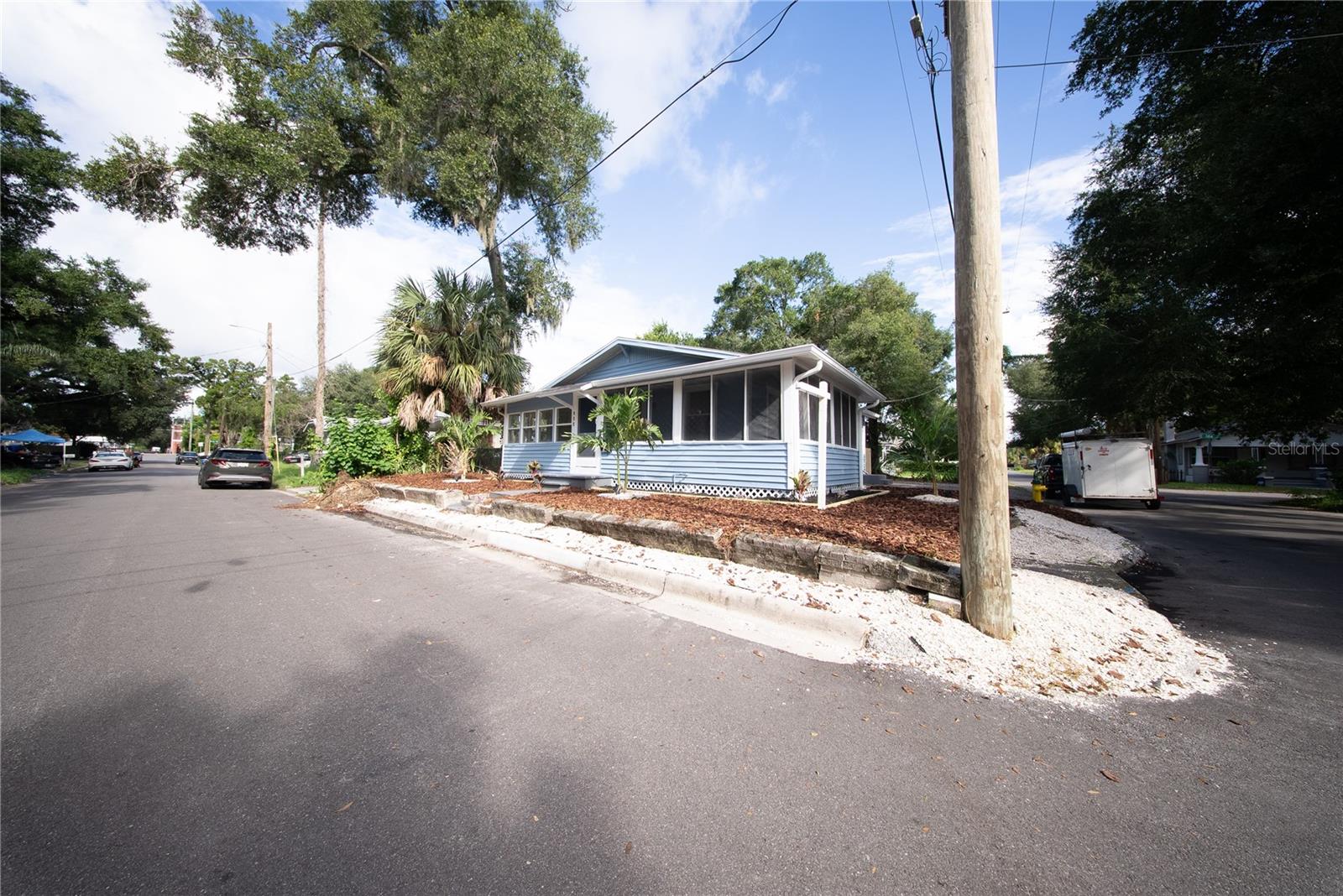 922 E IDA ST — photo 3