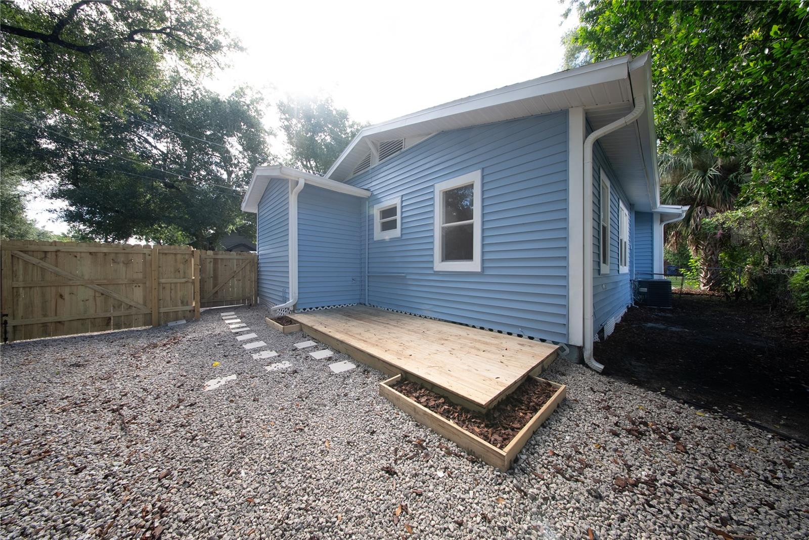 922 E IDA ST — photo 7
