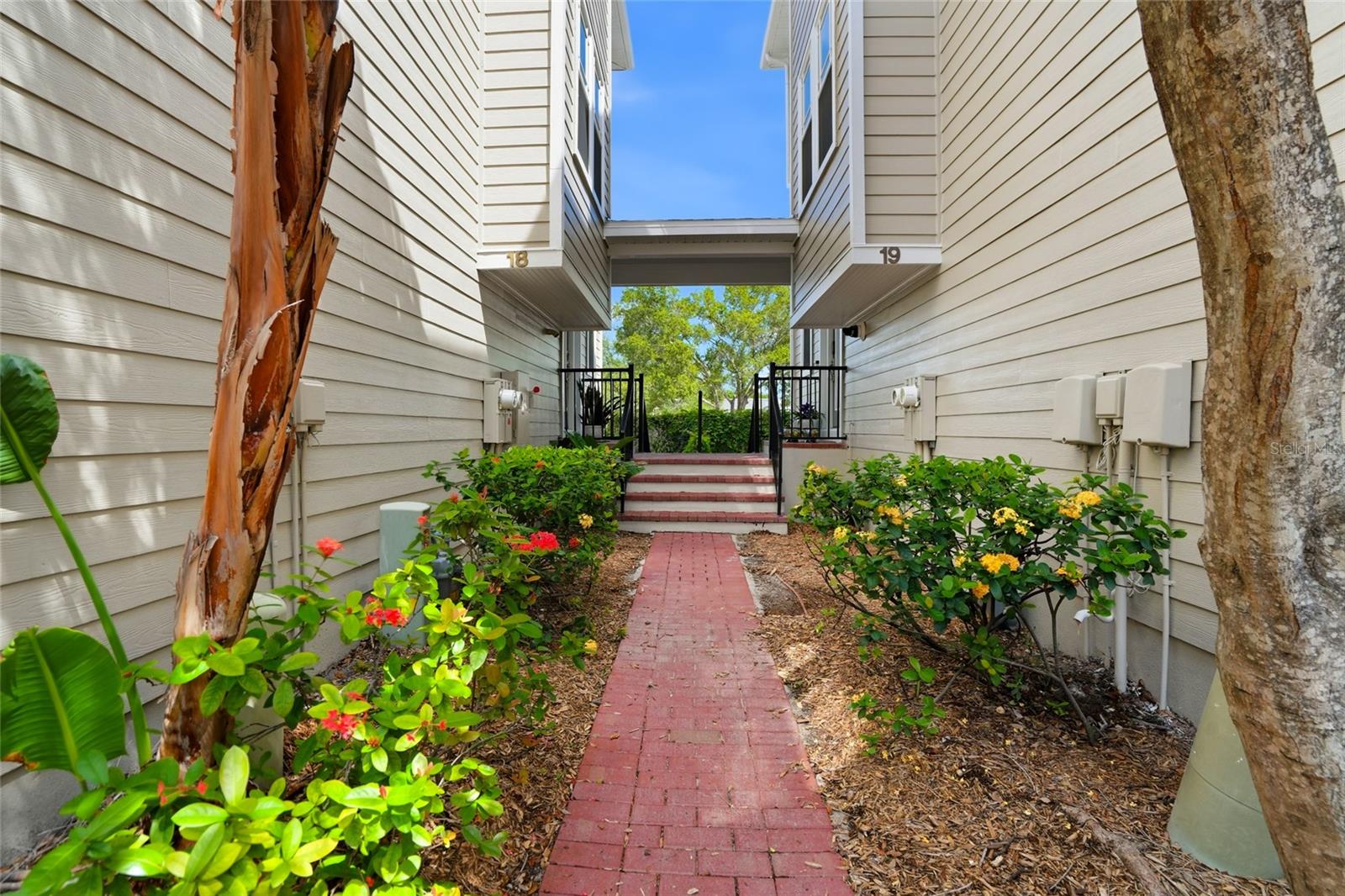 3315 W DE LEON ST #18 — photo 6