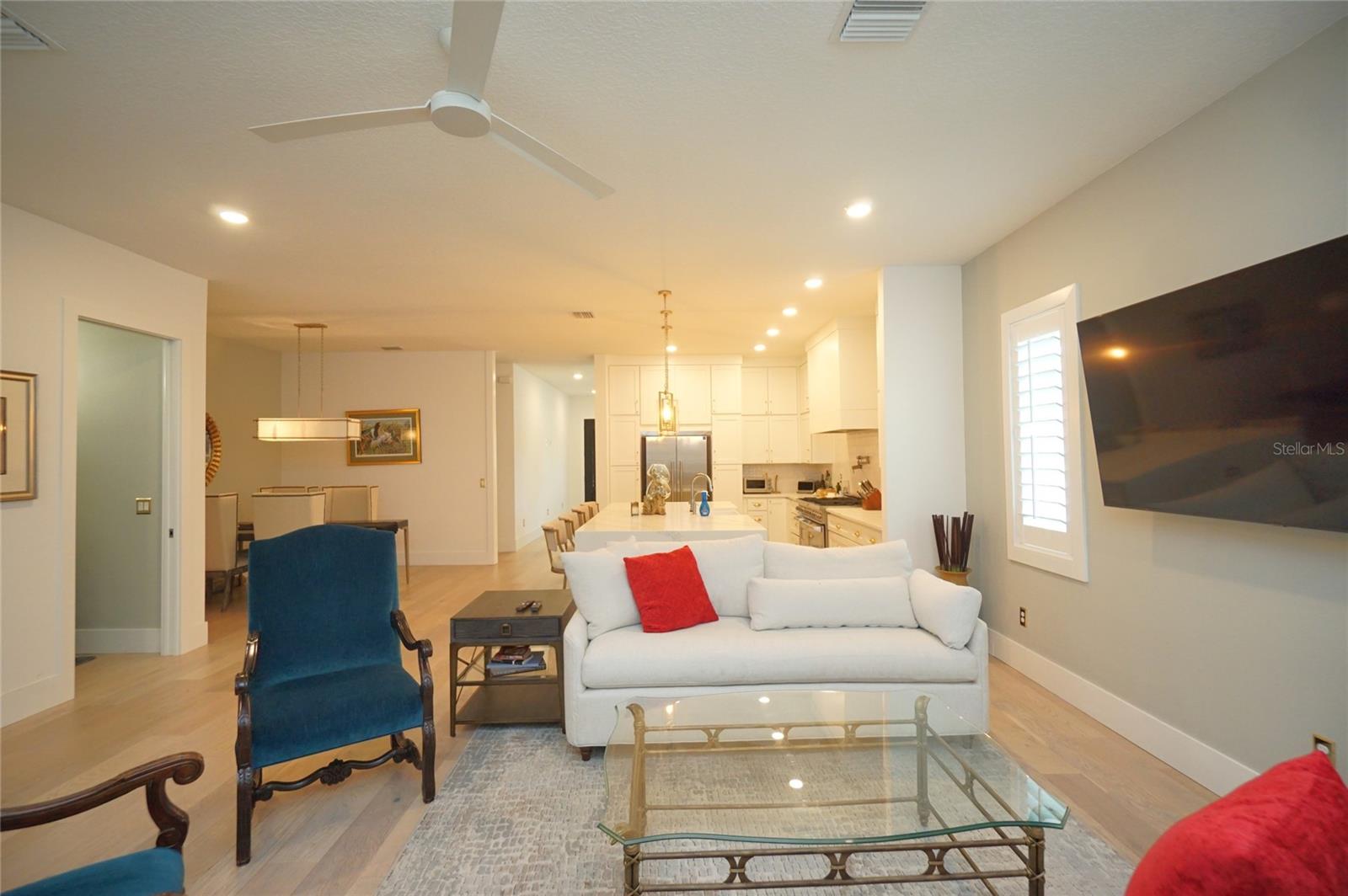 4117 W EUCLID AVE — photo 10