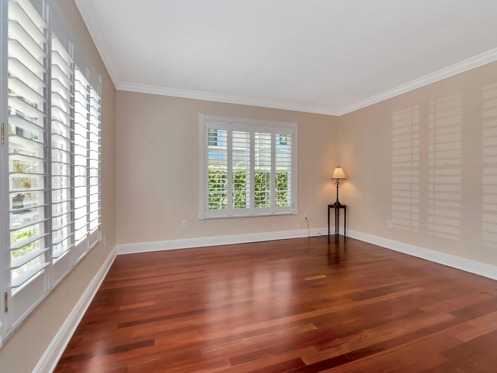 165 BALTIC CIR — photo 9