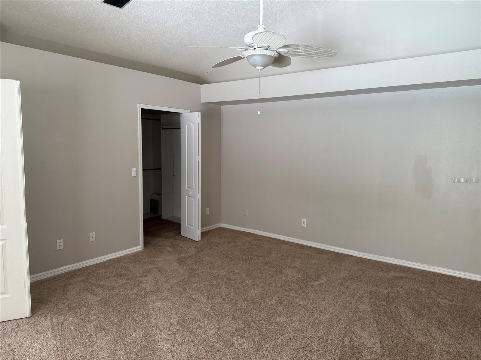 10609 CHAMBERS DR — photo 11
