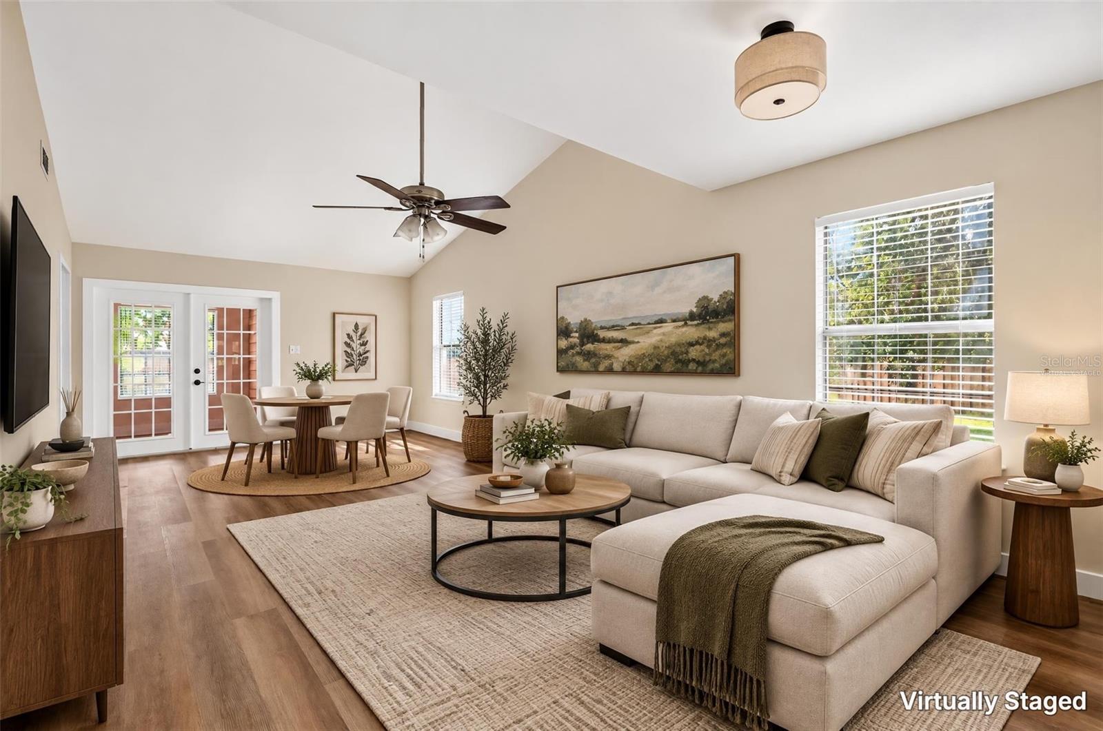 4 COVE LN — photo 3