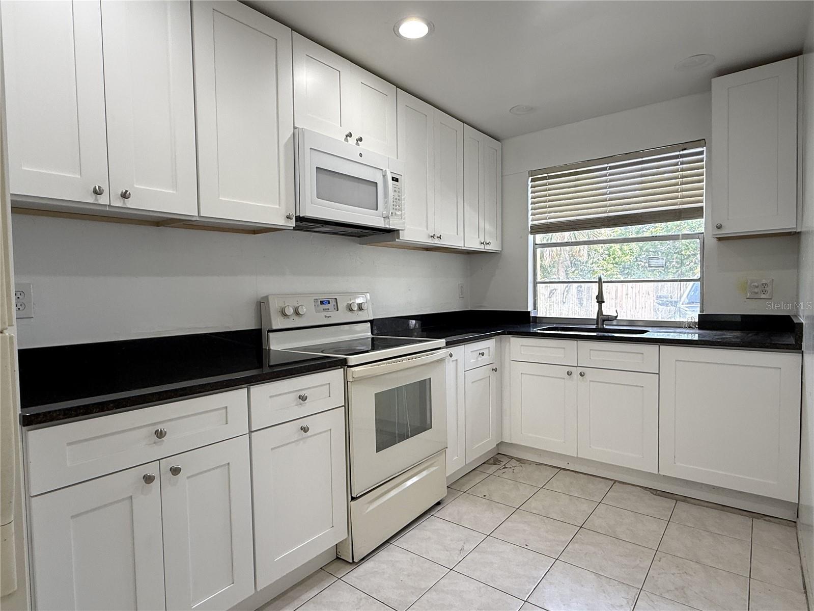 7573 ABONADO RD — photo 5