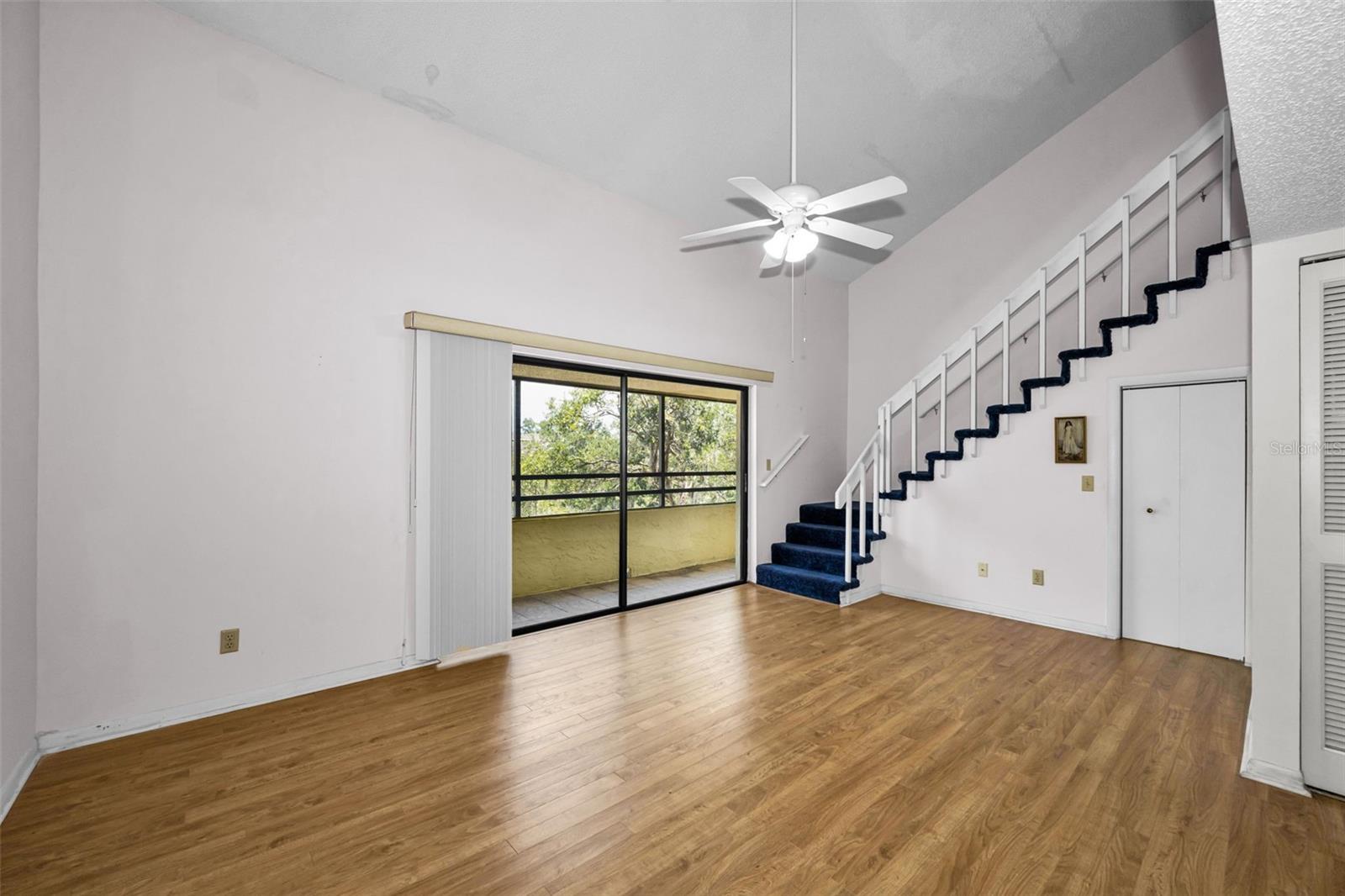 13612 S VILLAGE DR #5307 — photo 2