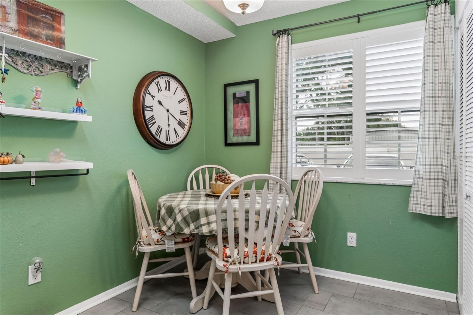 12602 CASTLE HILL DR — photo 11