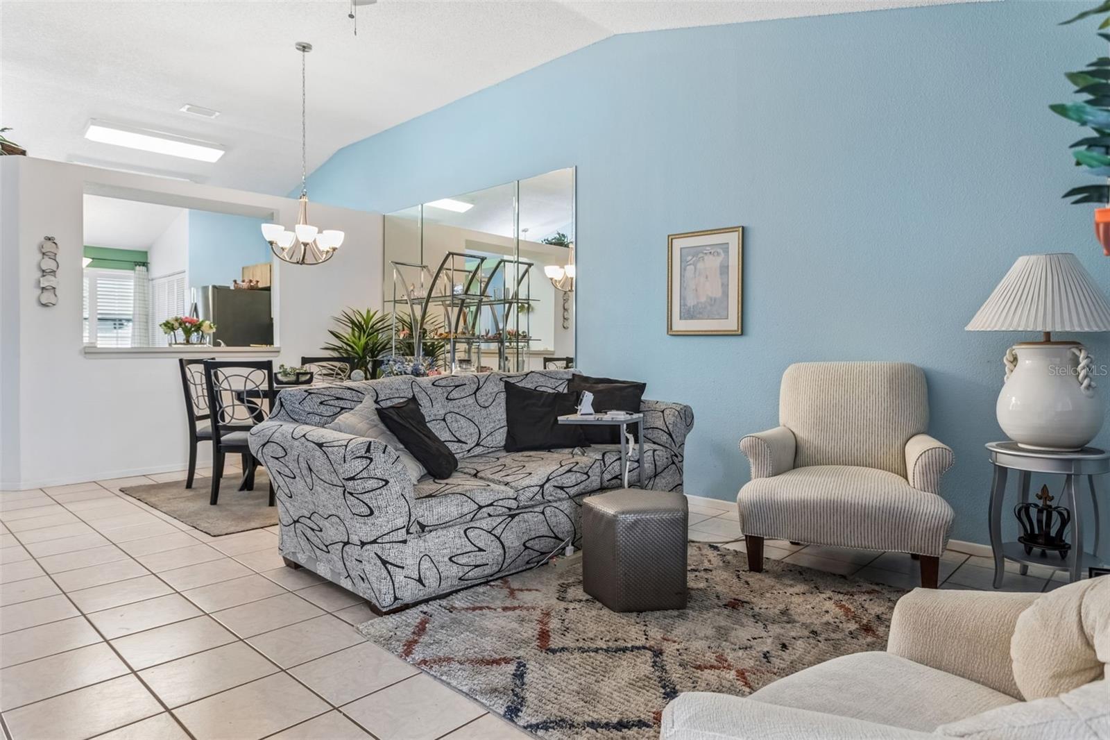 12602 CASTLE HILL DR — photo 8