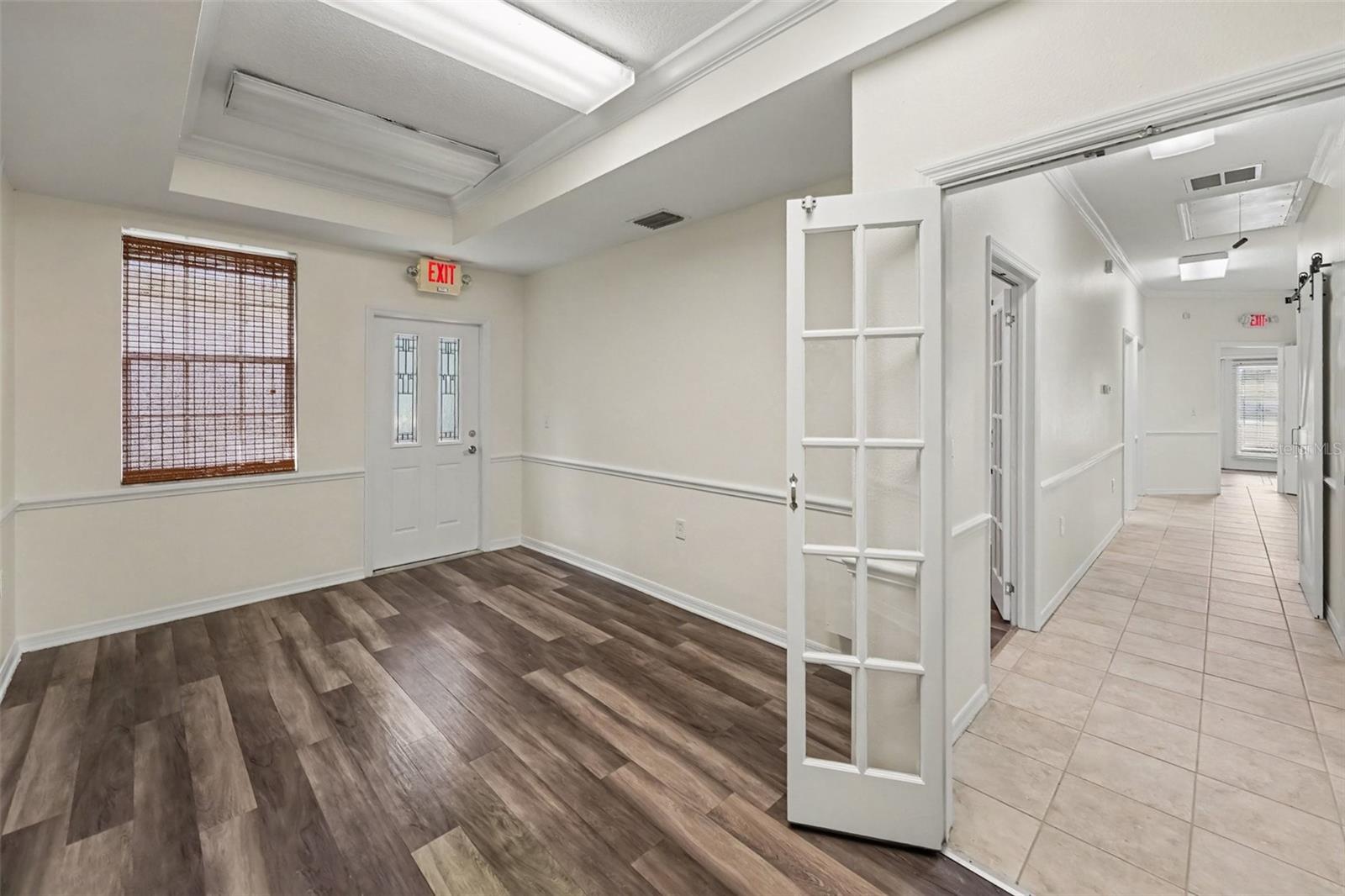 10943 COUNTRYWAY BLVD — photo 3