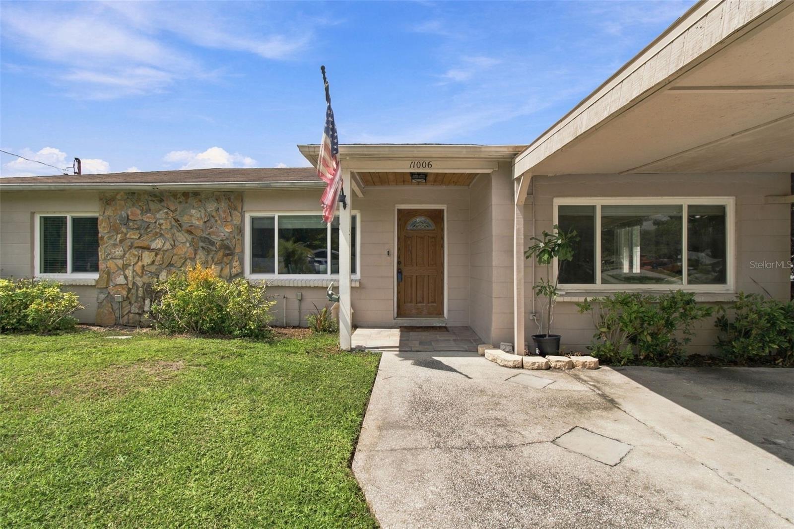 11006 N OAKLEAF AVE — photo 3